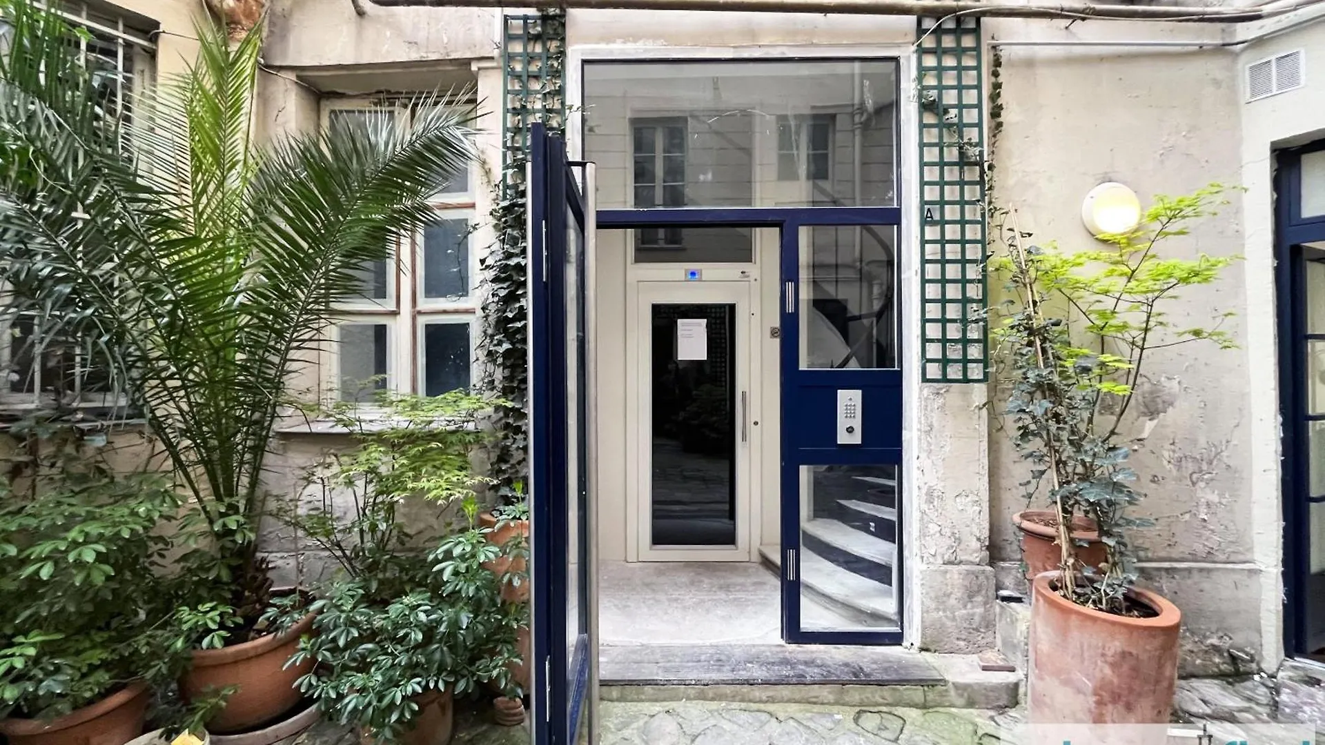 Urban Flat 01 - Charming 2 Bedroom Flat In Montorgueil *